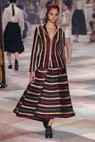 Look 36